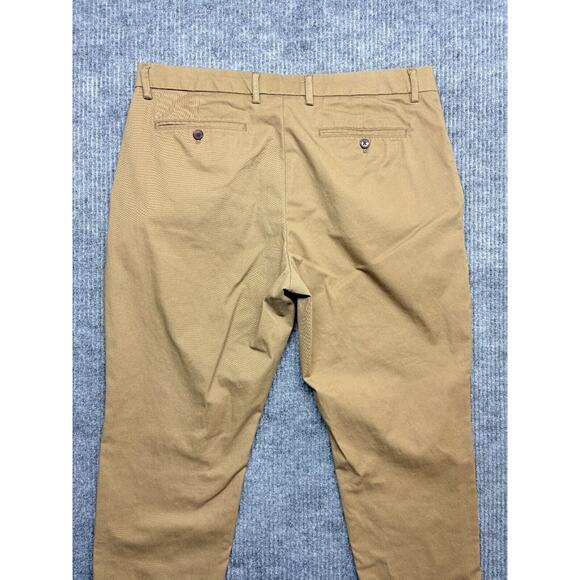 Old Navy Khaki Pants Men's 36x32 Beige Athletic Taper Flex Doe A Deer Preppy - Picture 12 of 14